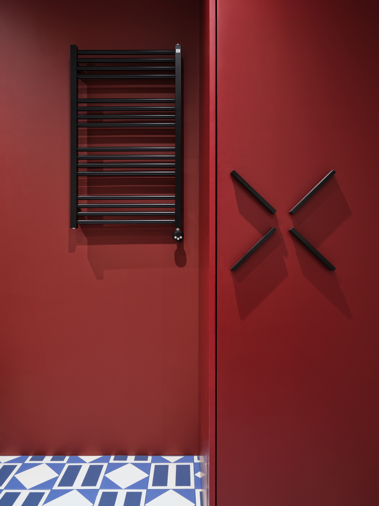 Хозяйственный шкаф в ванной