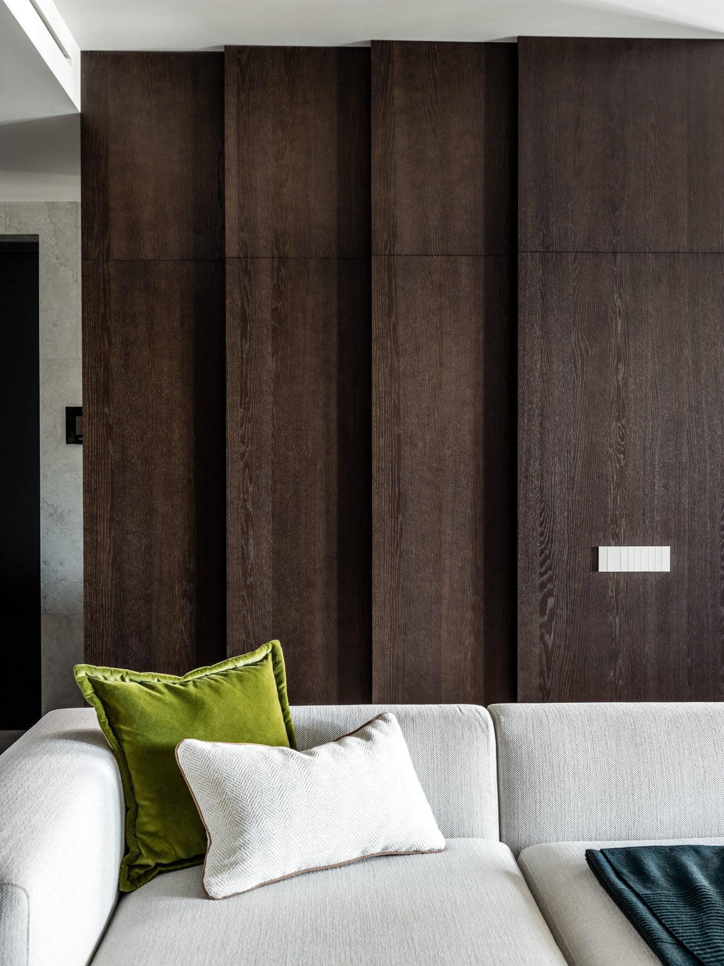 Стеновые панели в шпоне дуба