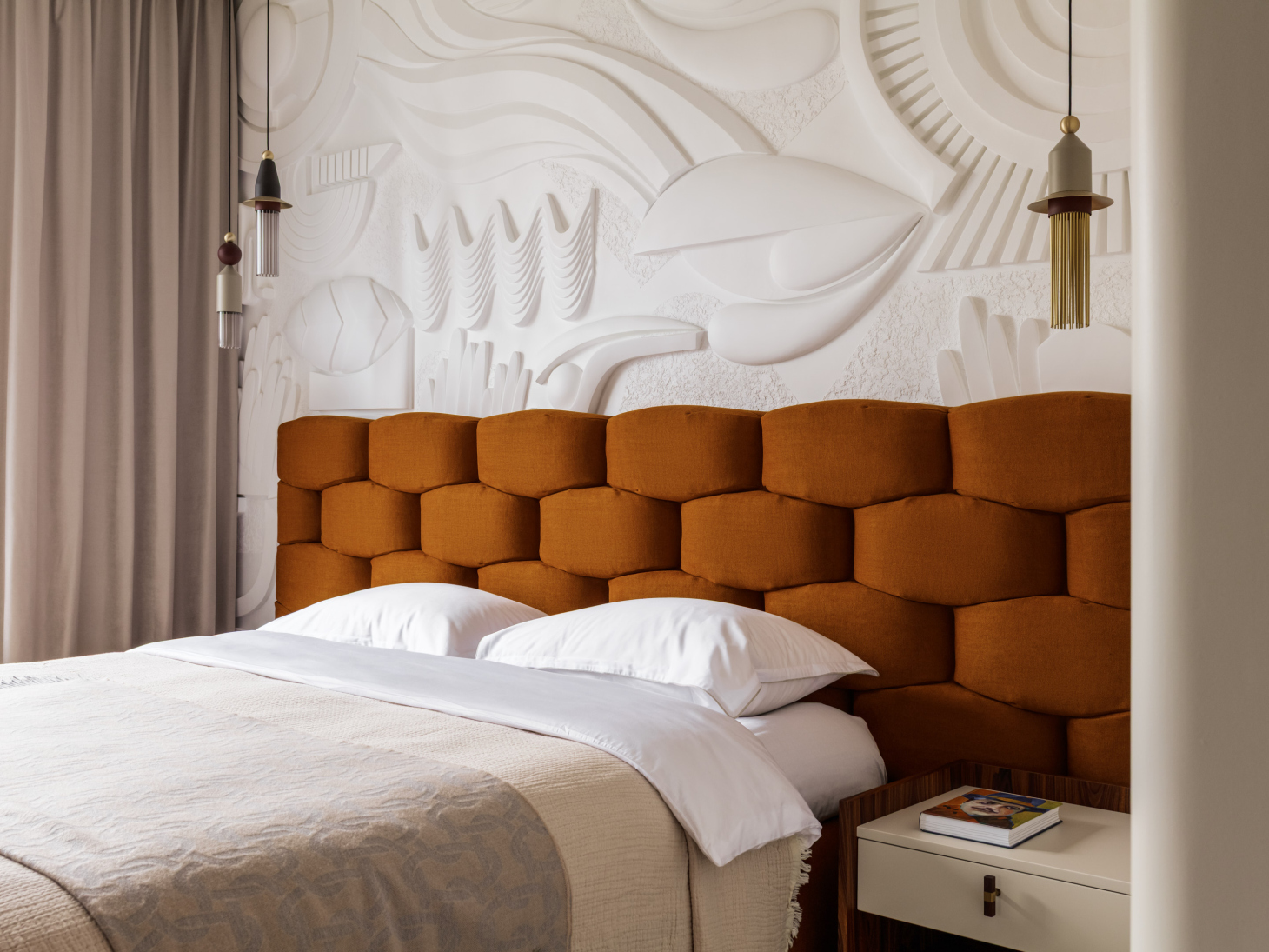 Дизайн интерьера спальни в стиле максимализм