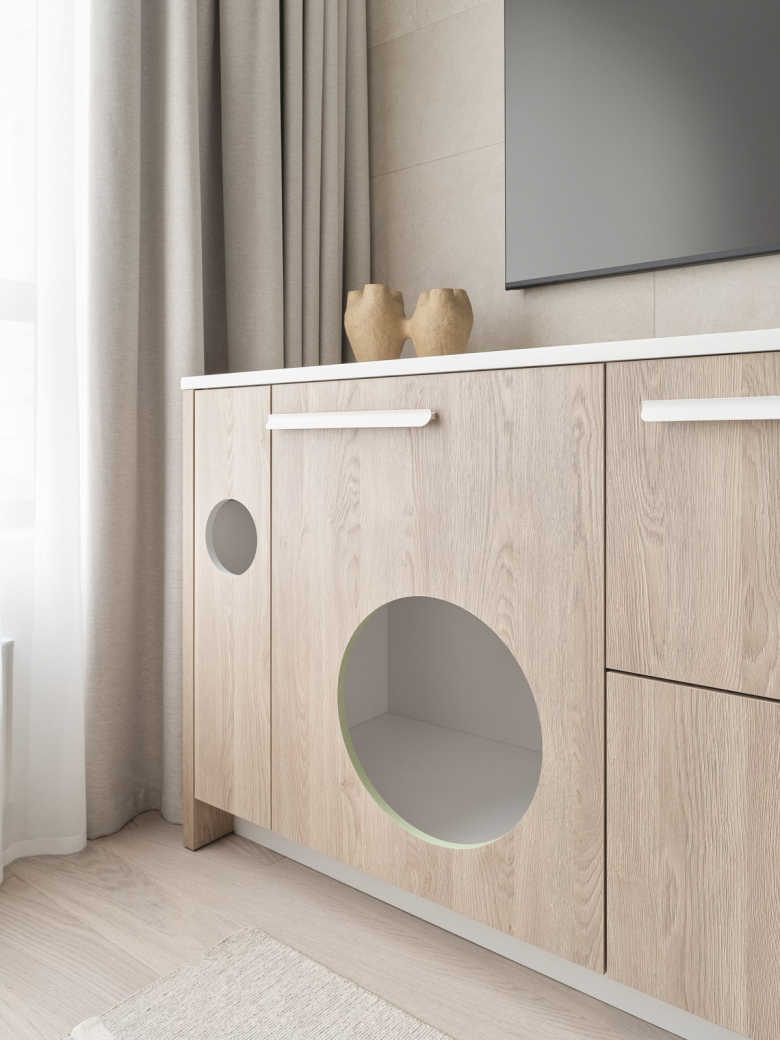 Домик для кота в кухне-гостиной